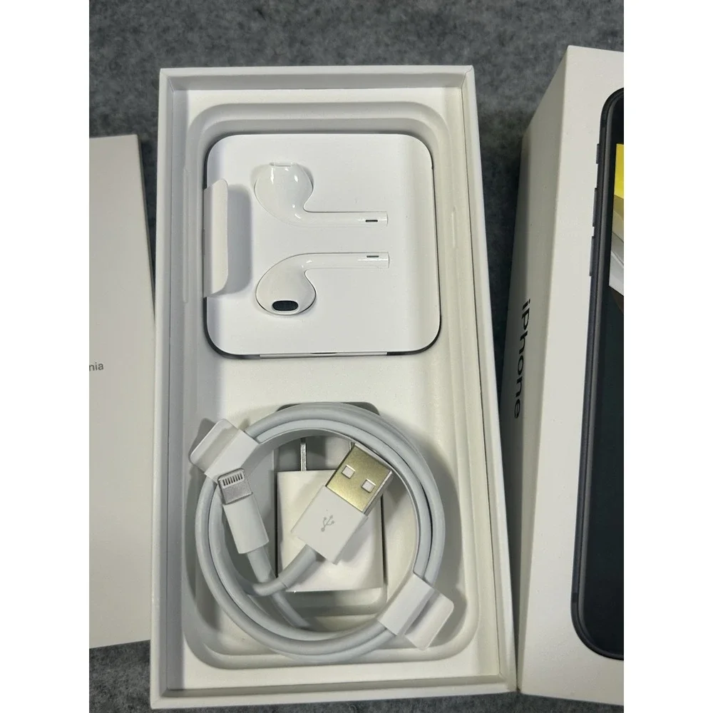 Apple iPhone SE Original Box with All OEM Accessories EarPods Charger Stickers